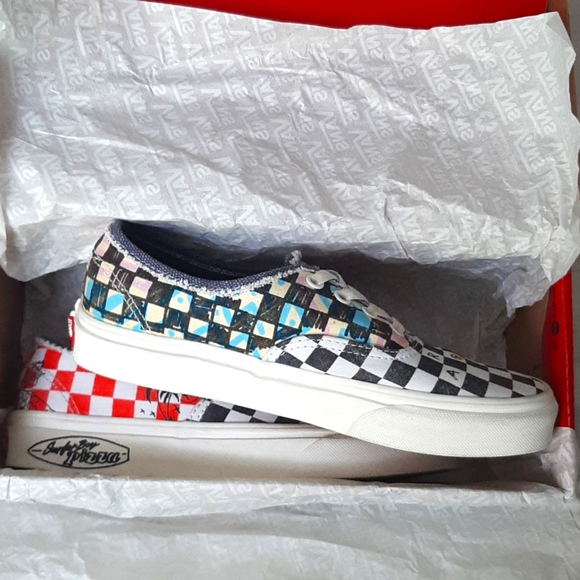 Vans X Stranger Things "Sufer Boy" Authentic *NWT* - Picture 13 of 16